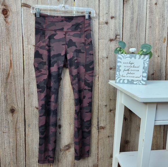 Lululemon Invigorate High Rise Crop 23" Heritage 365 Camo Brown Earth Multi - Picture 3 of 8